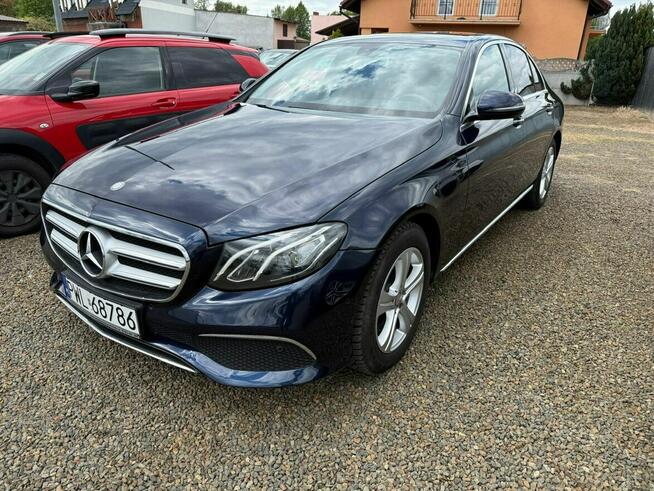 Mercedes E 200 automat, navi, zarejestrowany!
