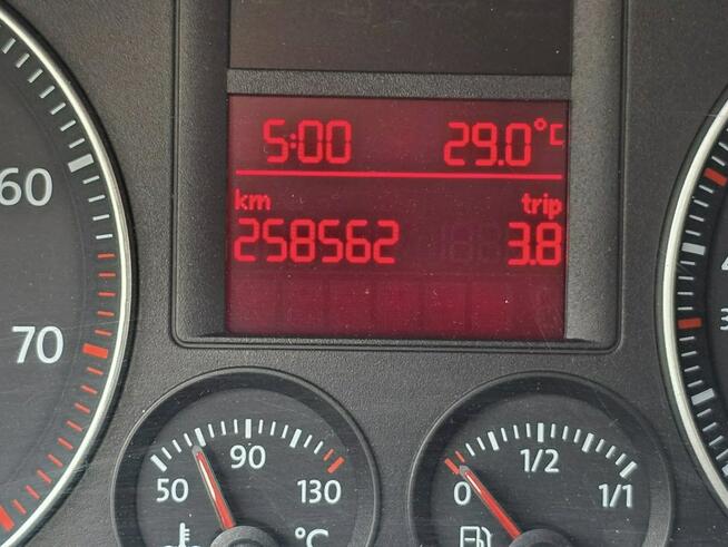 Volkswagen Golf 1.4 Benzyna 102 KM, Klimatyzacja, Alufelgi, Isofix, El. Szyby 2 Klucze