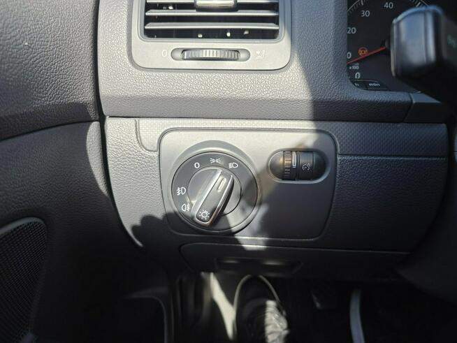 Volkswagen Golf 1.4 Benzyna 102 KM, Klimatyzacja, Alufelgi, Isofix, El. Szyby 2 Klucze