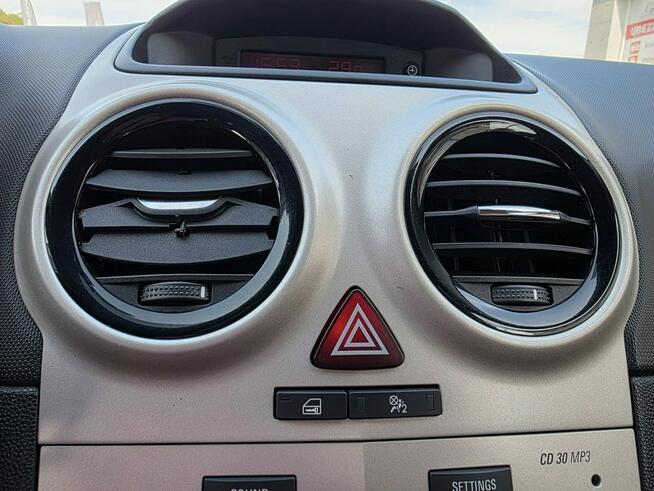 Opel Corsa 1.0 Benzyna 60 KM, Klimatyzacja, Alufelgi, Isofix, Komputer, Tempomat