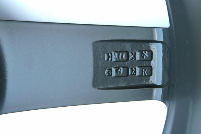 Felga Autec Delano 5x120 8J19 ET45 Nowa dark