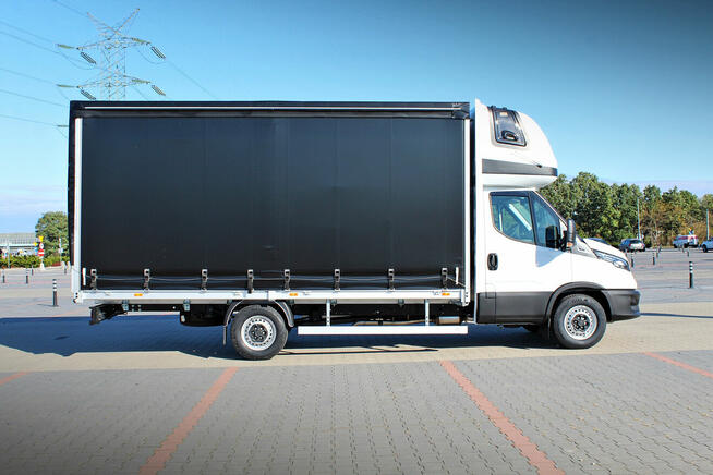 Wynajem auta typu Kontener / Plandeka