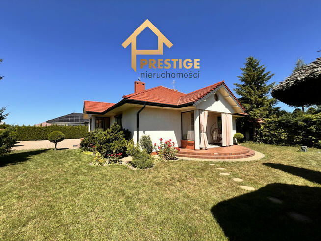 Na sprzedaż przestronny dom jednorodzinny Węglew, gm. Golina