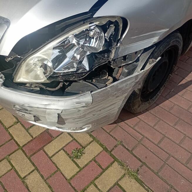 Toyota Avensis Verso