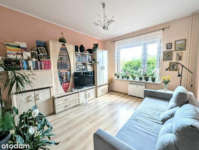 Mieszkanie na 1 piętrze, 2 pokoje, 49m, balkon, piwnica