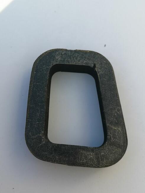 Wygłuszenie lampy PEUGEOT 3008 gąbka uszczelka prawy tył