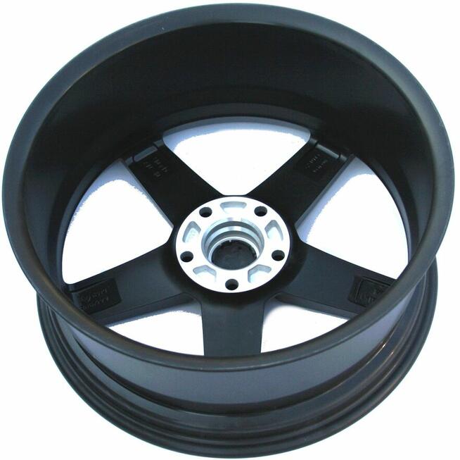 Felga Autec Delano 5x120 8J19 ET45 Nowa dark