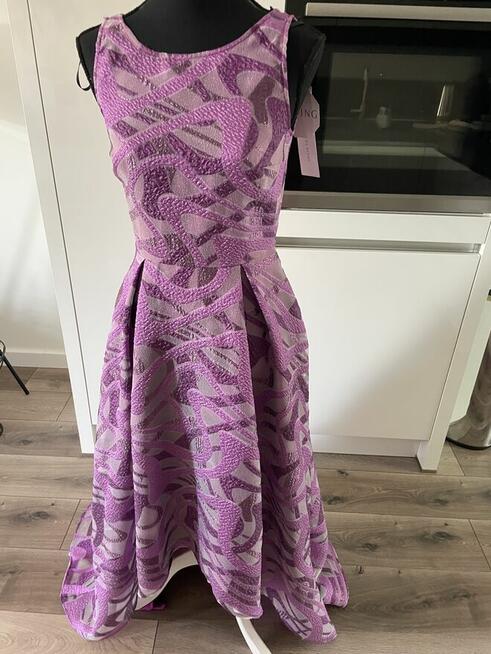 Sukienka na impreze dluga