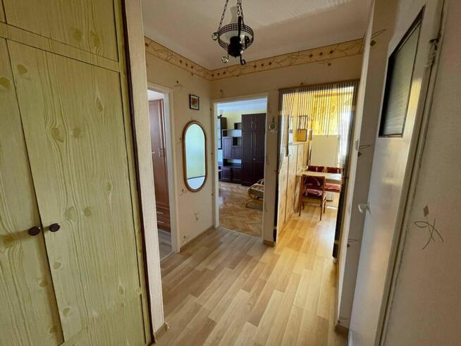 Bezpośrednio-2 jasne, rozkładowe pokoje w centrum z balkonem