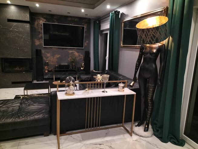 Dom marzeń w sercu Zabrza – cisza, styl i wygoda!