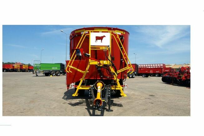 WÓZ PASZOWY JEDNOWIRNIKOWY METAL-FACH T659 BELMIX 8 m3