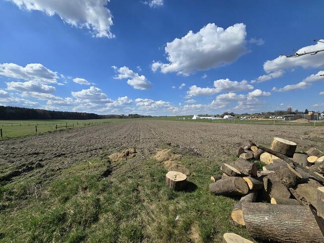 Żelisławice gm Siewierz dom z budynkami gospodarczymi