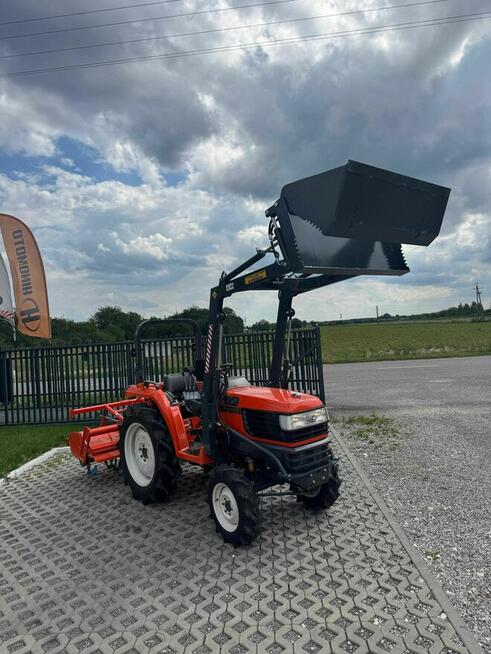 KUBOTA T-240 4X4 24KM Wspomaganie, Zarejestrowany