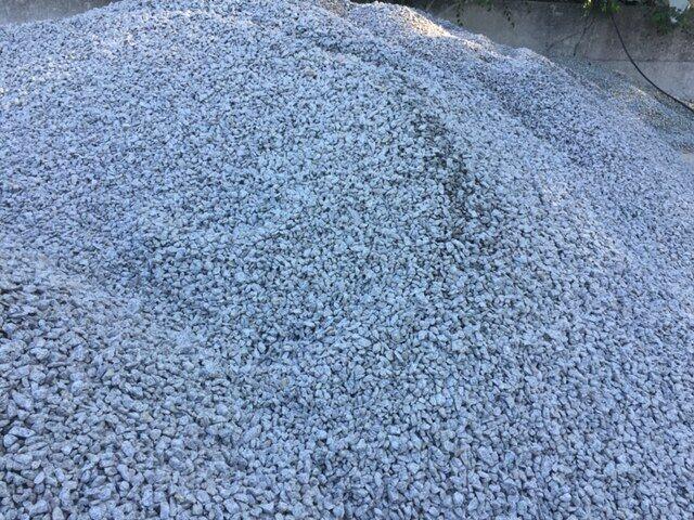 Grys granitowy jasno szary, dalmatynczyk . Frakcja 16/22mm