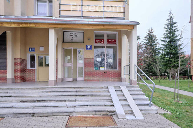 Na sprzedaż lokal użytkowy, parter, duże witryny