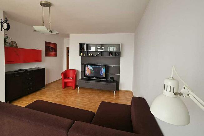 2 pokoje w centrum z balkonem!