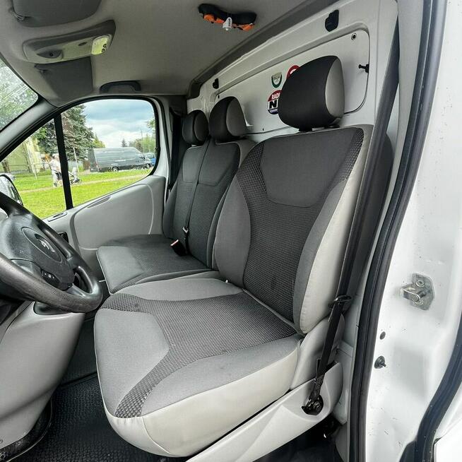 Opel Vivaro Lift 2.0CDTi 2014r Navi Klima VAT-1A 3-osobowy Bagażnik!