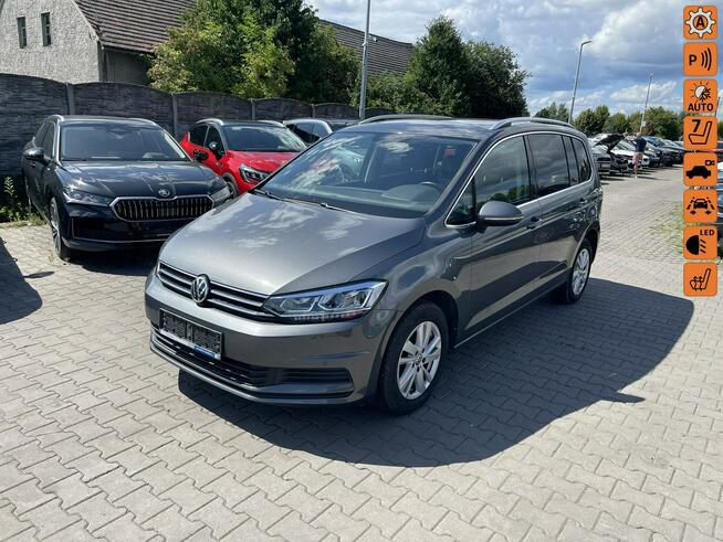 Volkswagen Touran Automat Klimatronik Podgrzewanie Kamera 7osobowy