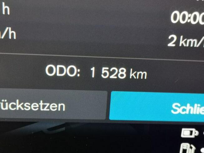 Volvo V90 T6 Ultra Dark Hybryda Plug-In AWD