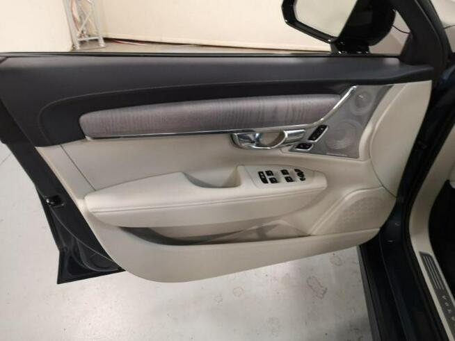 Volvo V90 T6 Ultra Dark Hybryda Plug-In AWD