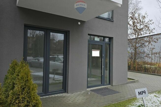 Lokal handlowo- usługowy 25m2