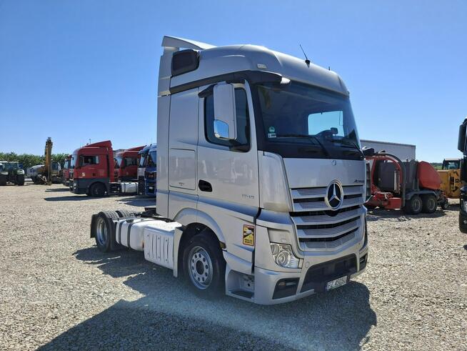 Mercedes Actros