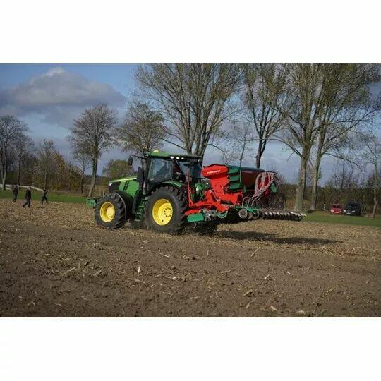 AGRO-MASZ jest zestaw uprawowo-siewny Aquila Compact 1500