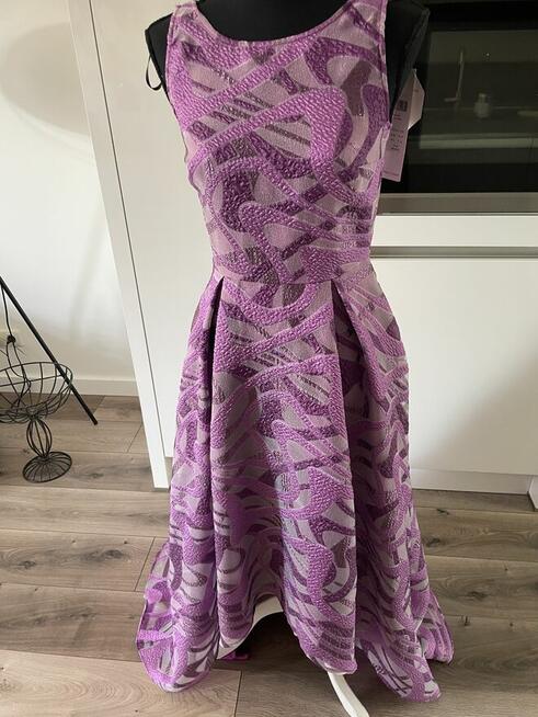 Sukienka na impreze dluga