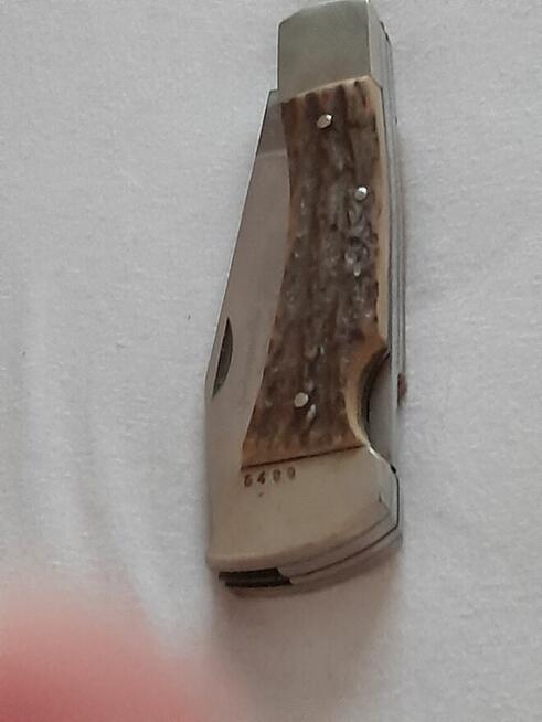 Nóż w rogowej oprawie dla konesera