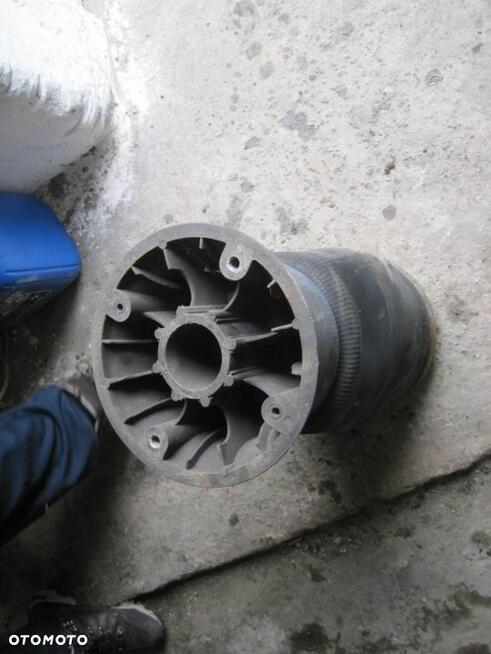 PODUSZKA PÓŁRESORA VOLVO FL FE EURO 4 5