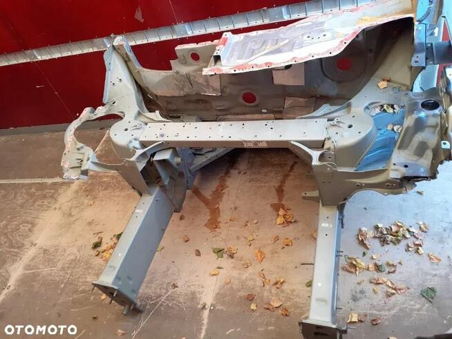 TESLA X 2019 podłużnica ĆWIARTKA LEWA / PRAWA