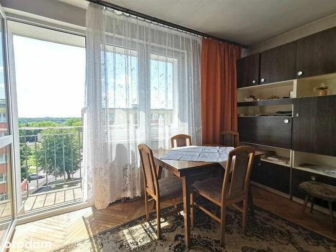 Sprzedam mieszkanie z balkonem , do remontu