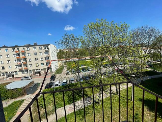 Bezpośrednio-2 jasne, rozkładowe pokoje w centrum z balkonem