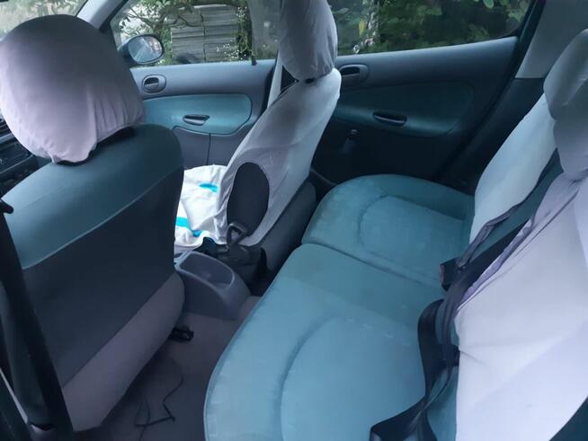 Sprzedam Peugeot 206 1.4 hatchback benzyna 2001 Kraków