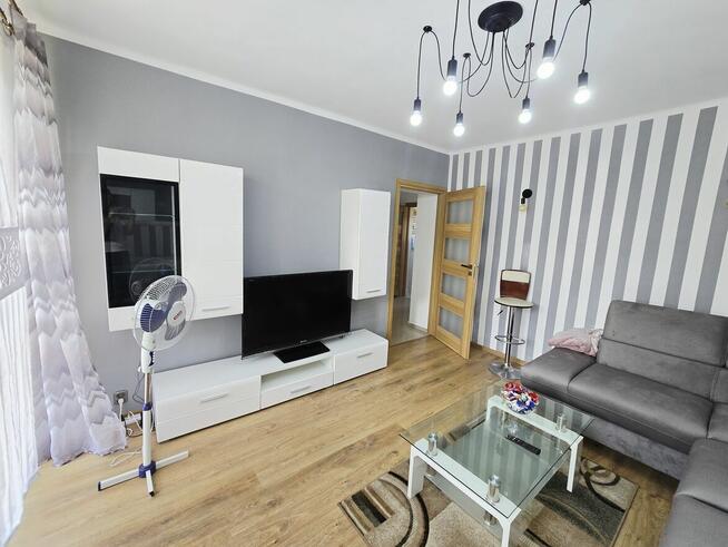 Dąbrowa G Bugaj, dom do zamieszkania, kostka, dla 2 rodzin