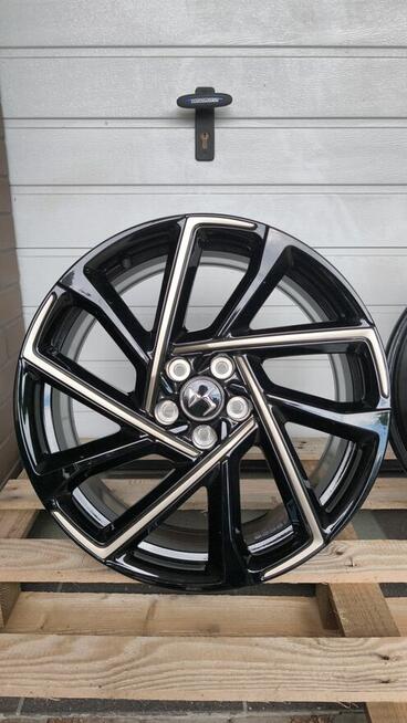 Felgi aluminiowe DS7 DS9 Citroen peugeot 19 5x108 Et42(OL66