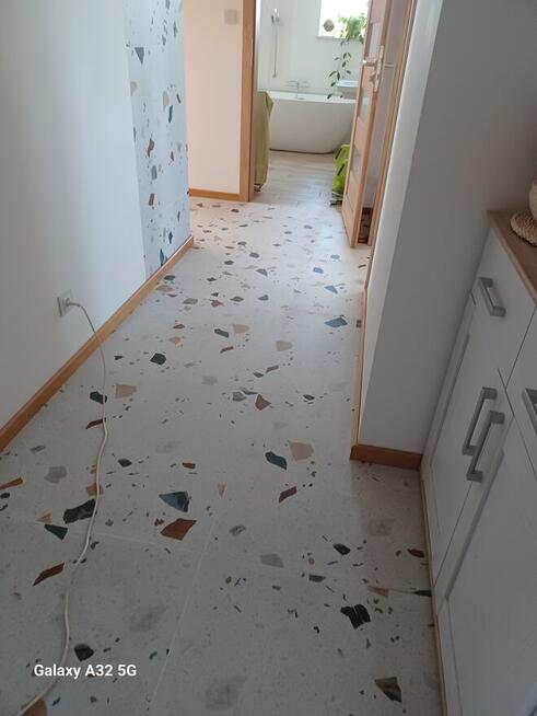 APARTAMENT 4-POKOJOWY 121m2 (MOŻLIWOŚĆ 5 POKOJU) + GARAŻ