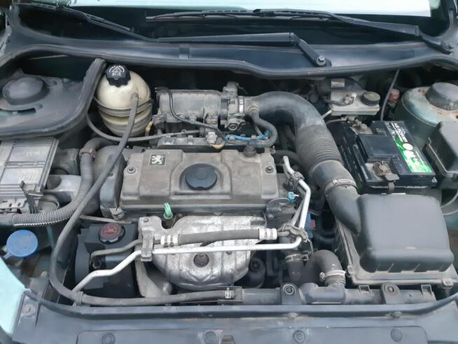 Sprzedam Peugeot 206 1.4 hatchback benzyna 2001 Kraków