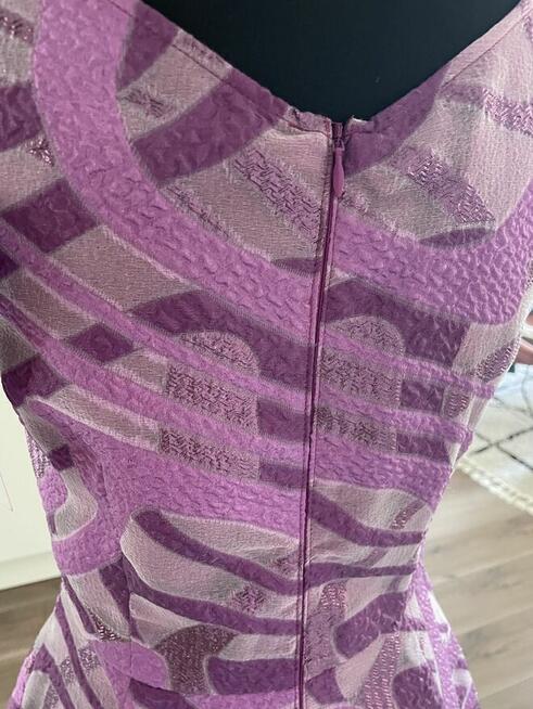 Sukienka na impreze dluga