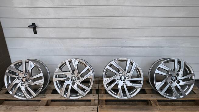 Felgi aluminiowe Peugeot 208 Citroen Opel 16