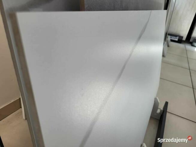 Gres Calacatta White matowy 120x60x0,9 cm