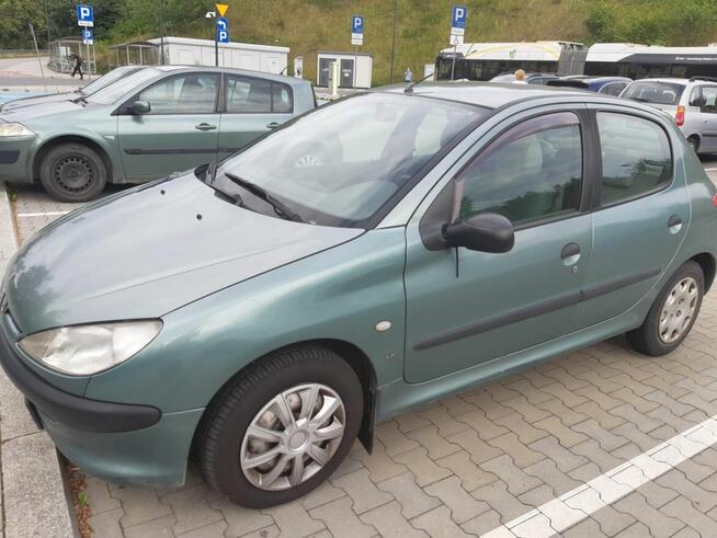 Sprzedam Peugeot 206 1.4 hatchback benzyna 2001 Kraków