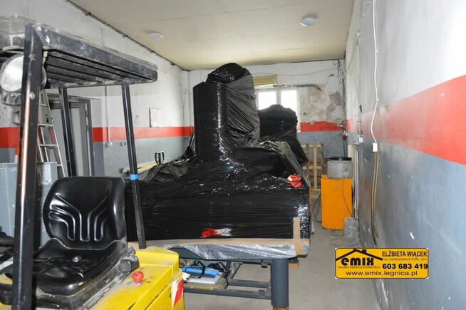 Nieruchomość usługowa, można przekształcić na mieszkanie