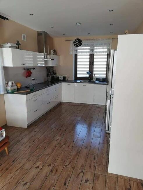 Oferuję sprzątanie i mycie okien 7dni w tygodniu