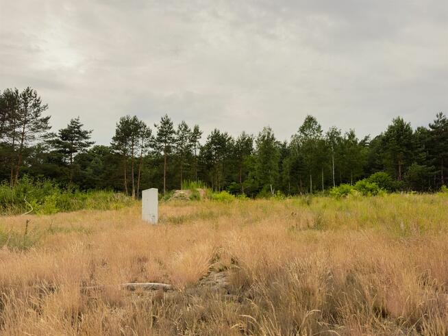 Działka z WZ i skrzynką z prądem – Sieradz