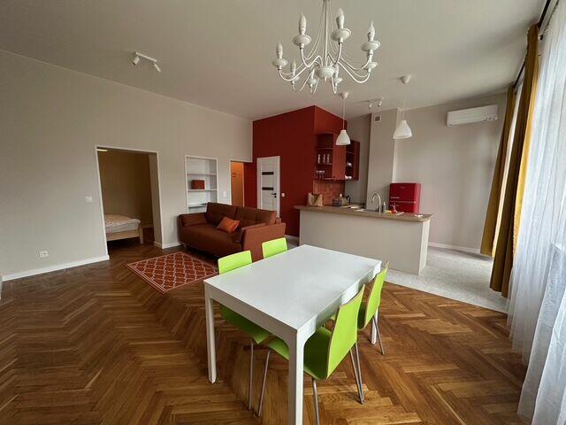 Klimatyczne mieszkanie dla singla lub pary