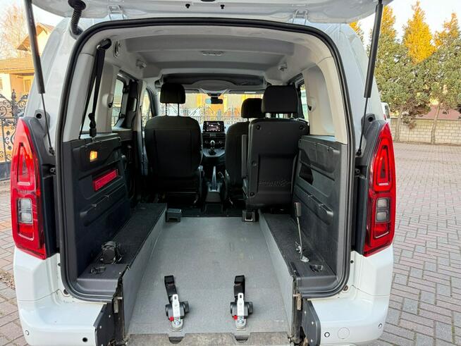 Opel Combo Life Combo do przewozu Niepełnosprawnych inwalida rampa Model 2021 PFRON