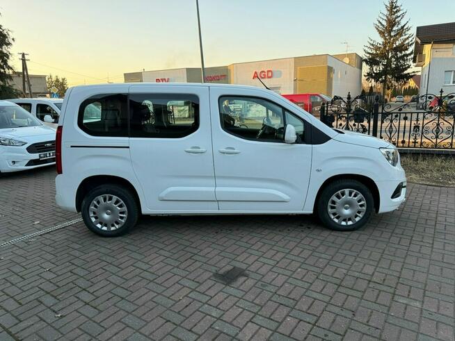 Opel Combo Life Combo do przewozu Niepełnosprawnych inwalida rampa Model 2021 PFRON