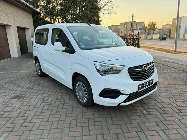 Opel Combo Life Combo do przewozu Niepełnosprawnych inwalida rampa Model 2021 PFRON