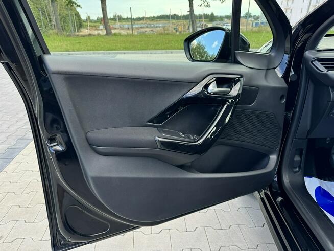 Peugeot 208 1.5 / 102KM LED Nawigacja Kamera Czujniki Parkowania Tempomat